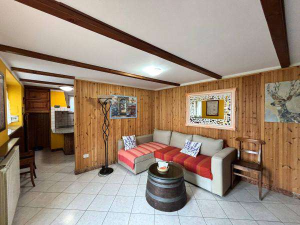 Foto Villa in affitto a Canelli