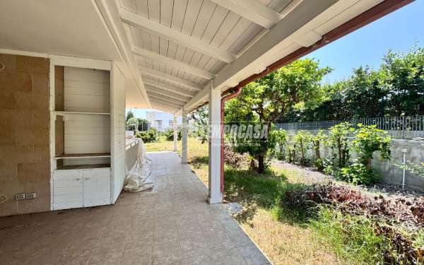 Foto Villa in affitto a Cellamare