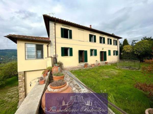 Foto Villa in affitto a Firenze - 11 locali 320mq