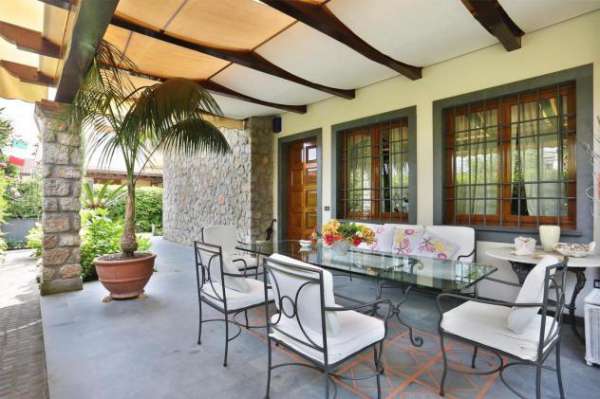 Foto Villa in affitto a Forte dei Marmi 130 mq  Rif: 1237953
