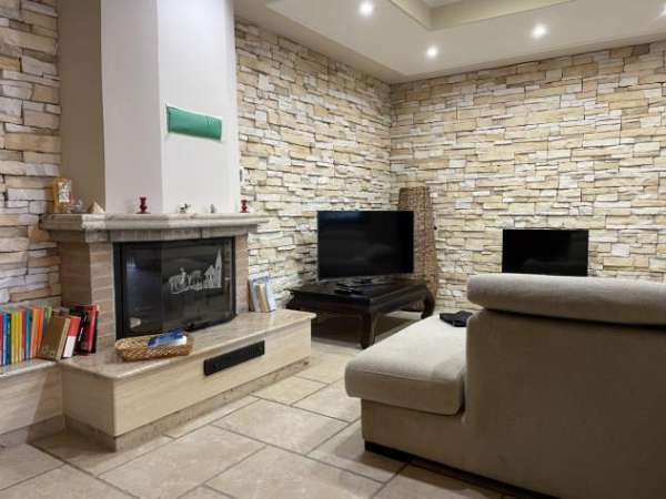 Foto Villa in affitto a Frosinone