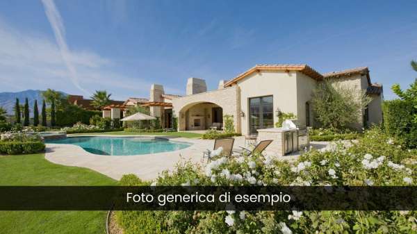 Foto Villa in affitto a Montignoso