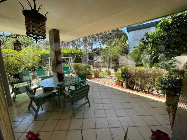 Foto Villa in affitto a Palermo