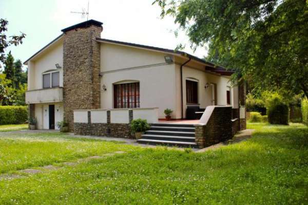 Foto Villa in affitto a Pietrasanta 140 mq  Rif: 1104164