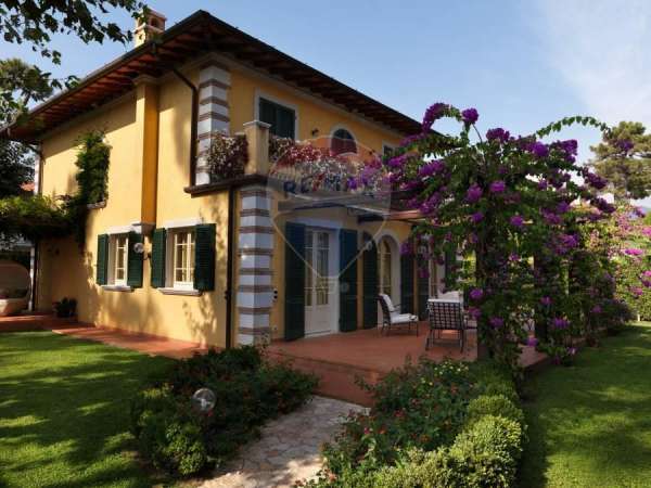 Foto Villa in affitto a Pietrasanta