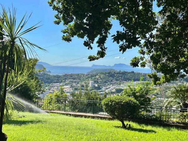 Foto Villa in affitto a Pozzuoli