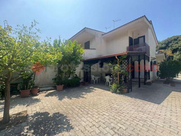 Foto Villa in affitto a Pulsano