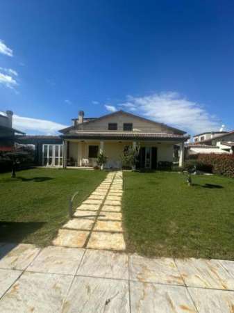 Foto Villa in affitto a Rimini