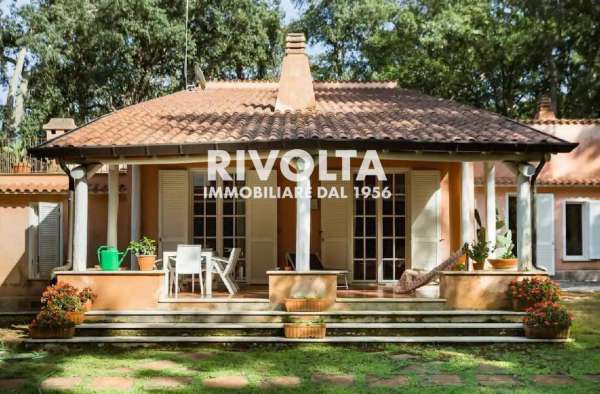 Foto Villa in affitto a Sabaudia