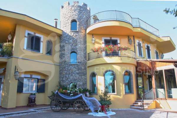 Foto Villa in affitto a San Salvatore Telesino