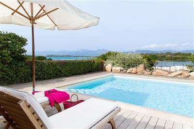 Foto Villa in Affitto a San Teodoro