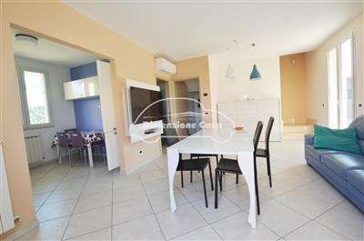 Foto Villa in buono stato di 140 mq. a Marlia