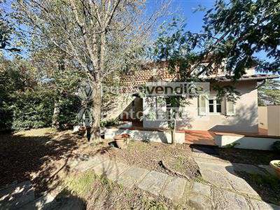 Foto Villa in buono stato di 195 mq. a Monte San Quirico