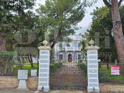 Foto Villa o villino in Affitto, pi� di 6 Locali, 367 mq (Vasto)