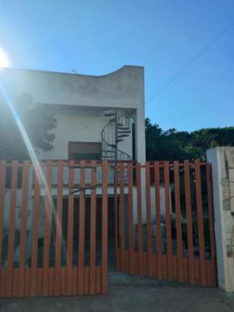 Foto VILLA TORRE OVO-ALTO SALENTO A 50M DAL MARE