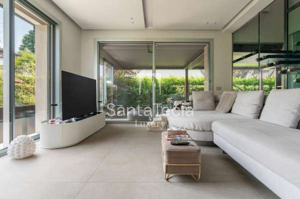 Foto Villa unifamiliare in affitto a Arese