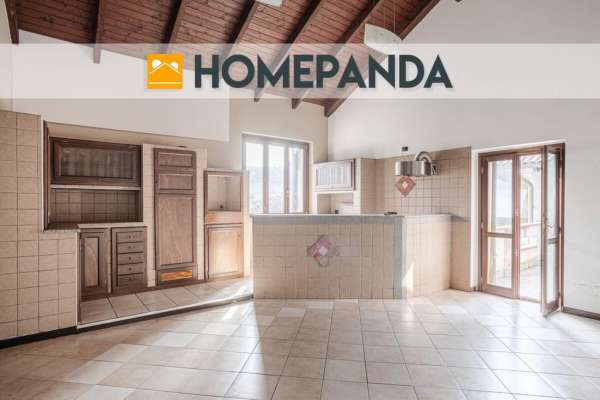 Foto Villa unifamiliare in affitto a Caresana