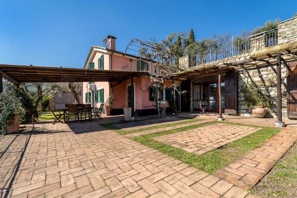 Foto Villa unifamiliare in affitto a Santa Margherita Ligure