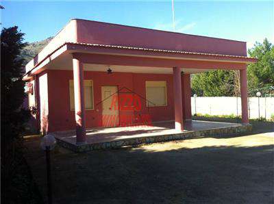 Foto Villa/Casa singola residenziale buono/abitabile Contrada Marraffa