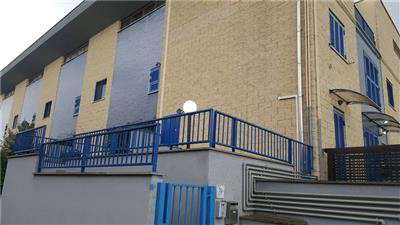 Foto Villa/Casa singola residenziale ottimo/ristrutturato Acilia