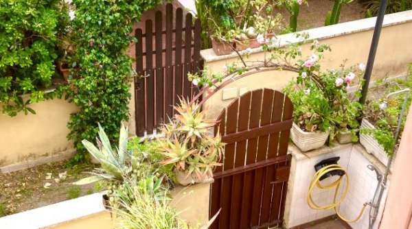 Foto Villadriana camera con bagno per donna single