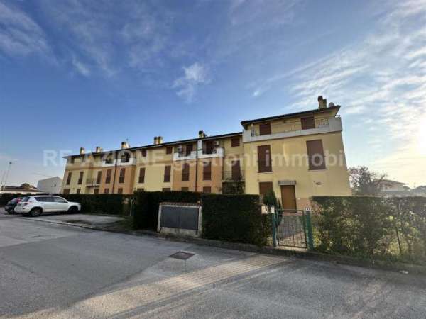Foto Villaganzerla AMAZING 5 BEDROOMS terraced house for rent