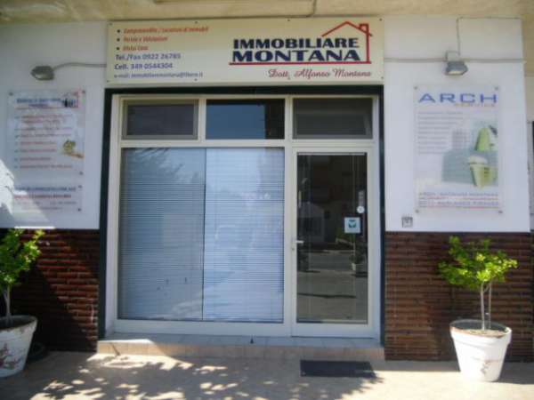 Foto Villaggio Mos magazzino mq.100,  500