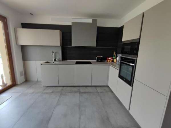 Foto Villetta trifamiliare in affitto a Castelnuovo Magra 110 mq  Rif: 1355835