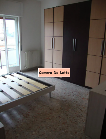 Foto VITINIA TRILOCALE ARREDATO CON AMPIO BALCONE