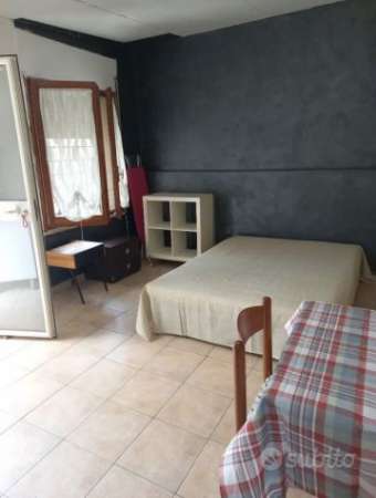 Foto ZAGAROLO MONOLOCALE ARREDATO